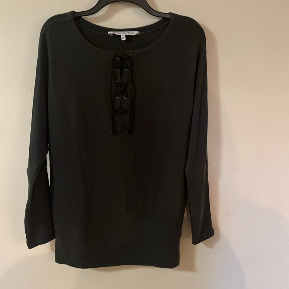 NWOT Cupcakes and Cashmere Sweater